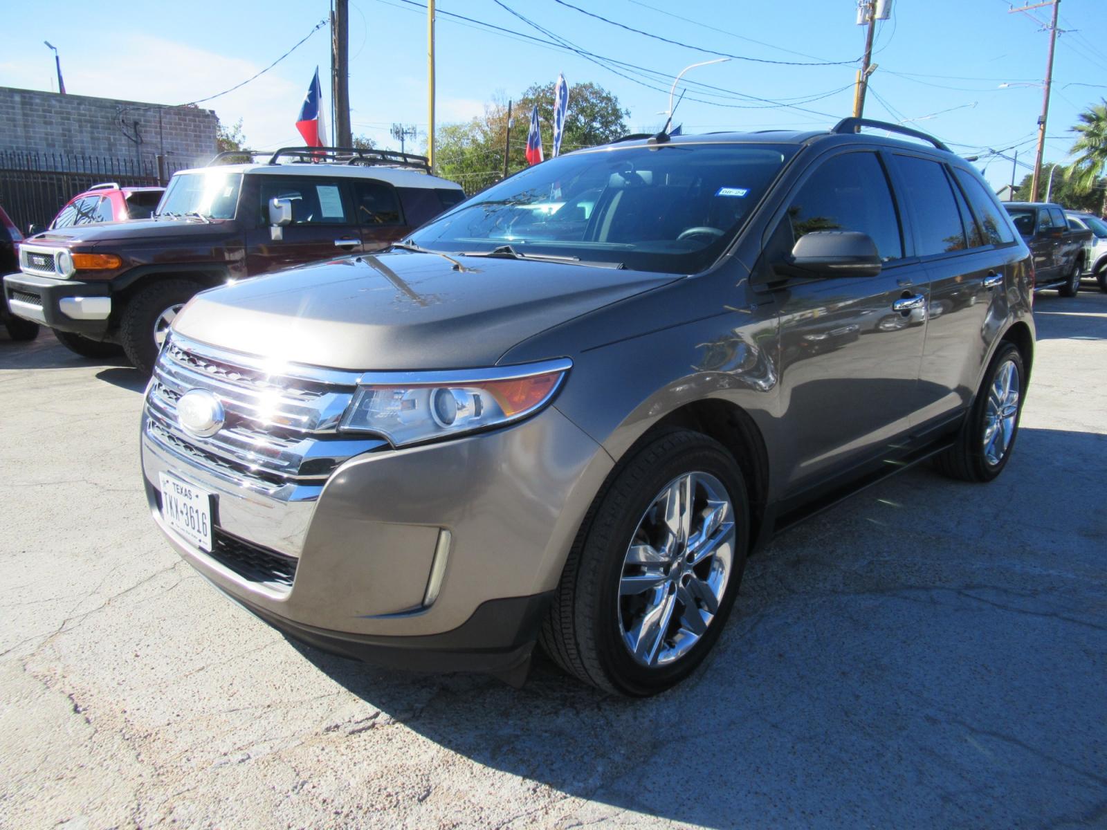 2012 Brown /Black Ford Edge SEL FWD (2FMDK3J90CB) with an 2.0L L4 DOHC 16V engine, Automatic transmission, located at 1511 North Shepherd Dr., Houston, TX, 77008, (281) 657-1221, 29.798361, -95.412560 - 2012 FORD EDGE SEL VIN: 2FMDK3J90CBA87262 4 DOOR WAGON/SPORT UTILITY 2.0L I4 F DOHC 16V GASOLINE FRONT WHEEL DRIVE - Photo #11